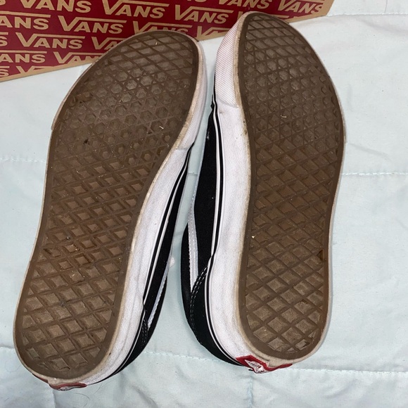 Vans- ward black and white - Picture 3 of 4